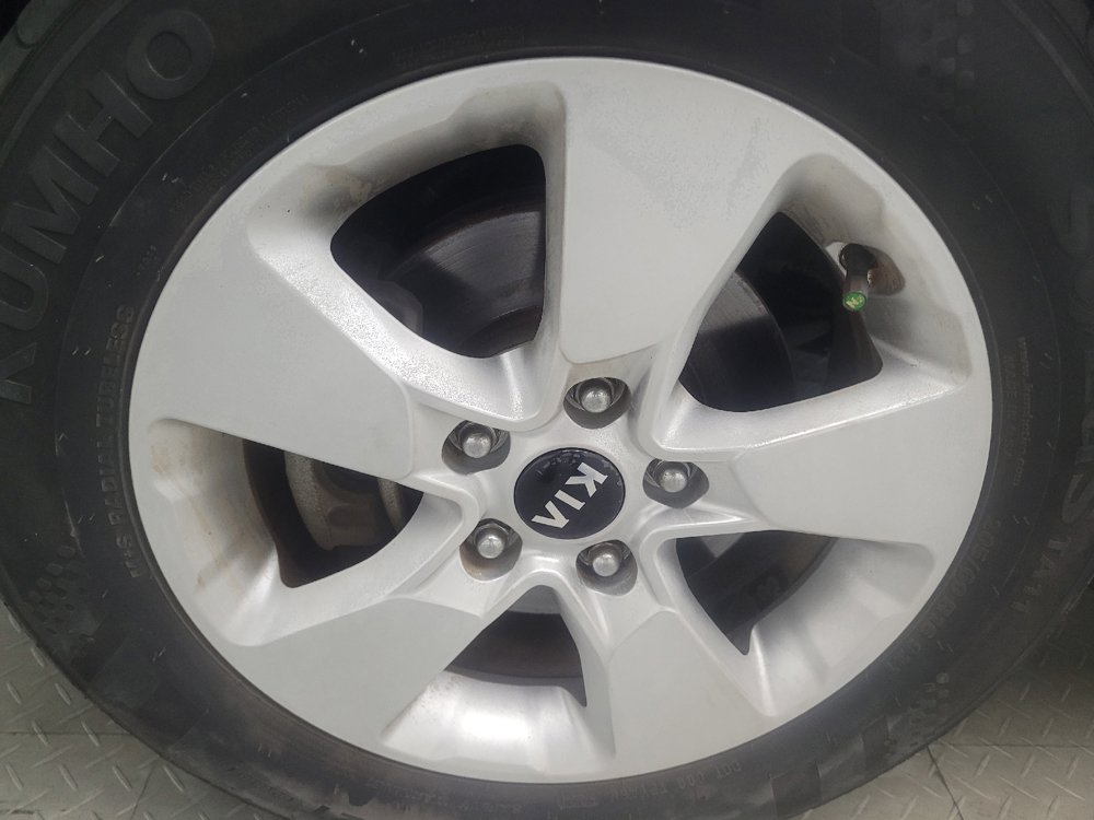 Used 2018 Kia Soul FWD image 31