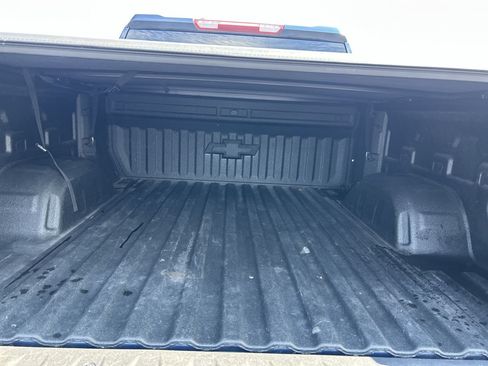 Used 2021 Chevrolet Silverado 1500 RST AWD/4WD image 9