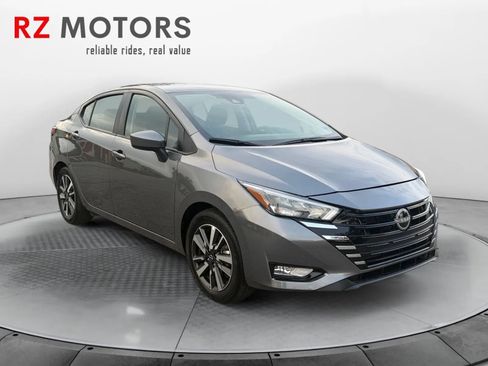 Used 2025 Nissan Versa SV FWD image 7