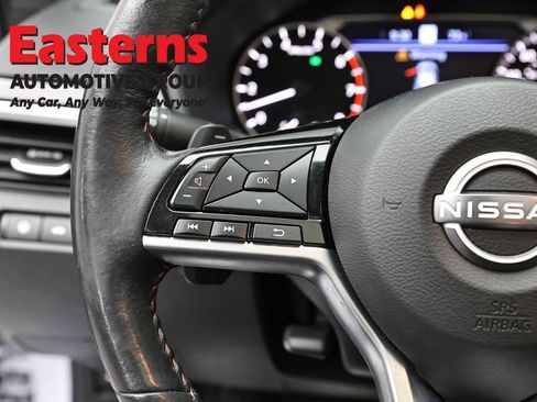 Used 2023 Nissan Altima 2.0 SR FWD image 15