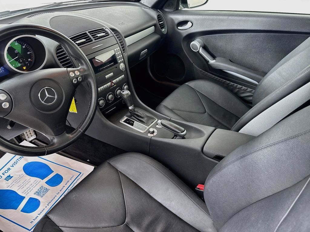 Used 2007 Mercedes-Benz SLK 350 image 26