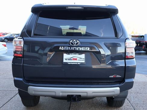 Used 2024 Toyota 4Runner TRD Off-Road image 5