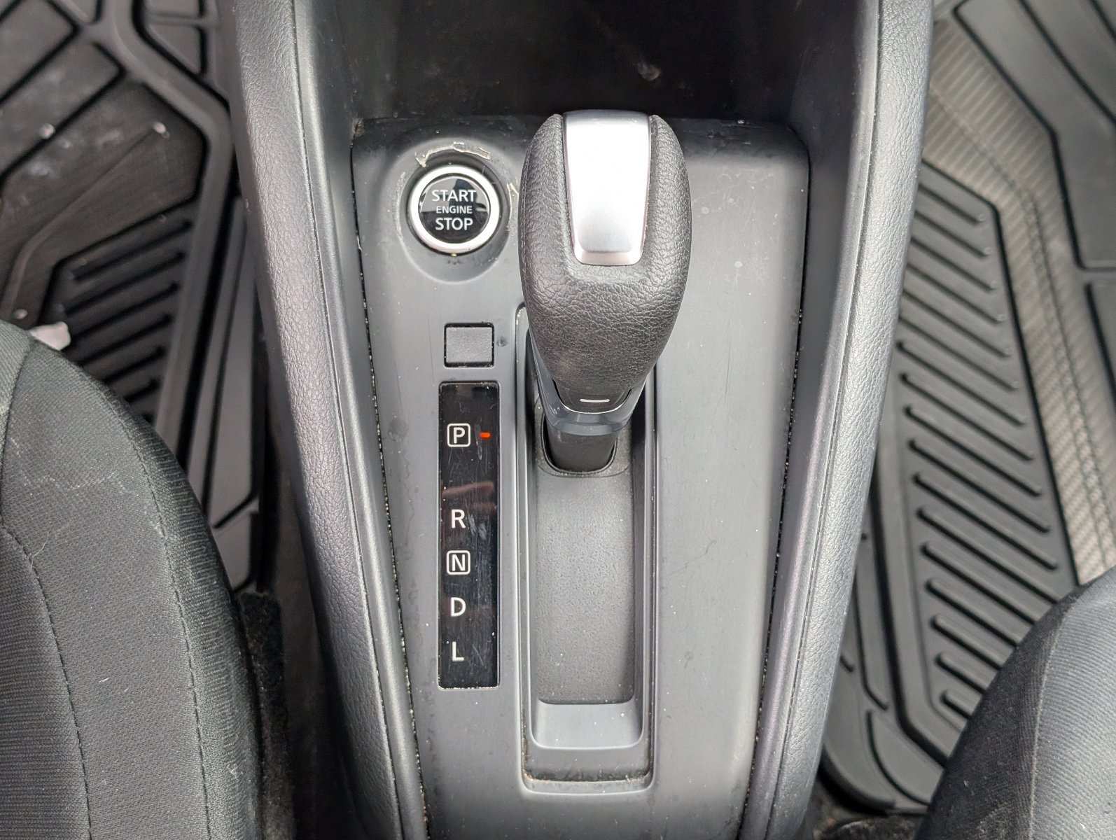 Used 2024 Nissan Kicks S FWD image 21