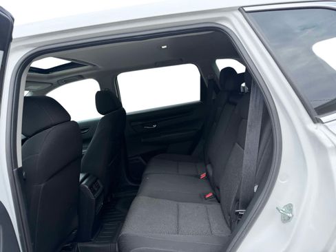 Used 2023 Honda CR-V EX image 10