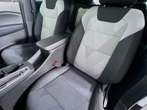 New 2026 Chevrolet Trax RS w/ Sunroof Package image 20