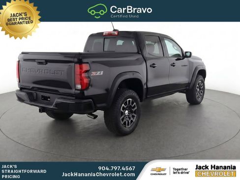 Used 2023 Chevrolet Colorado Z71 w/ Z71 Convenience Package 2 AWD/4WD image 3