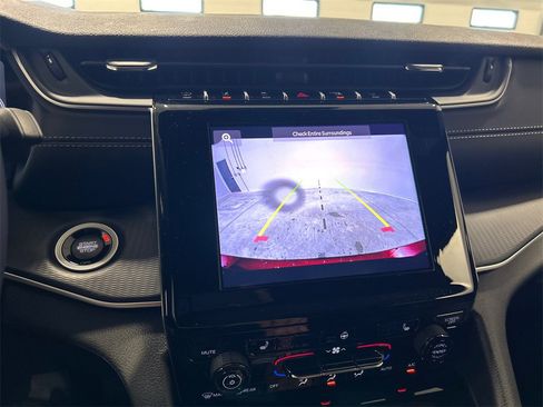 New 2025 Jeep Grand Cherokee L Altitude image 23