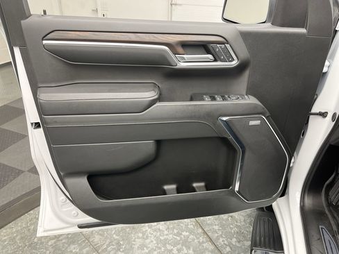 Certified 2024 GMC Sierra 1500 SLT w/ SLT Premium Plus Package image 8