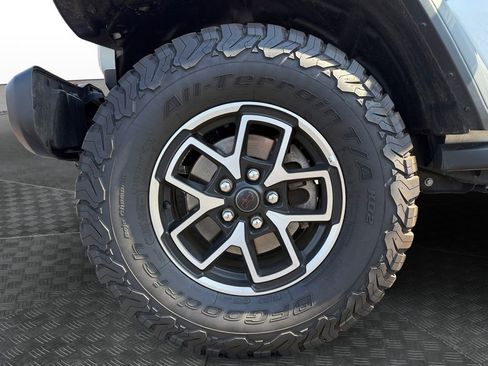 Used 2025 Jeep Wrangler Unlimited Rubicon image 20