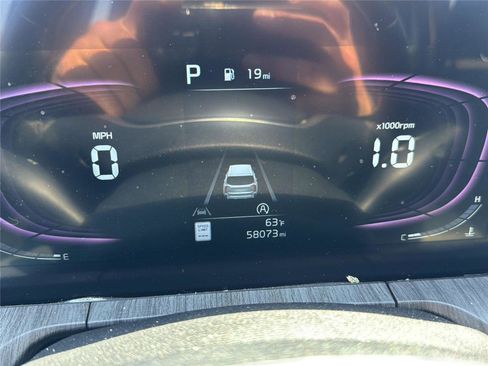 Used 2023 Kia Telluride EX w/ EX Captain's Chair Package AWD/4WD image 16
