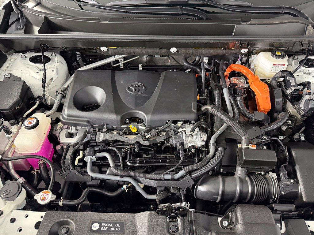 Used 2025 Toyota RAV4 LE AWD/4WD image 21