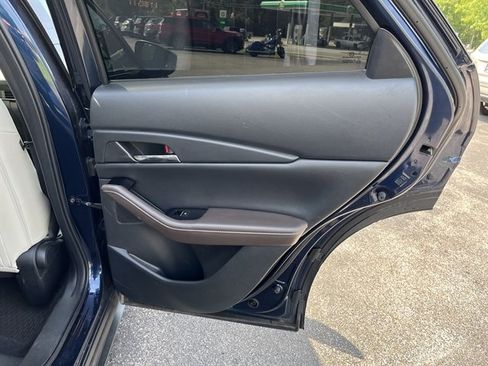Used 2022 MAZDA CX-30 AWD 2.5 S w/ Premium Package image 31