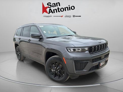 New 2026 Jeep Grand Cherokee L 4WD image 1