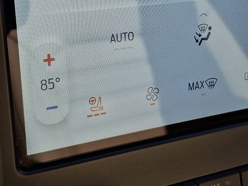 Used 2022 Ford Edge SEL w/ Convenience Package image 25