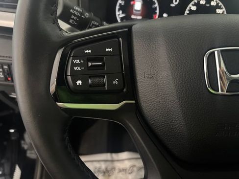 Used 2025 Honda Odyssey EX-L image 13