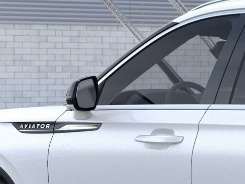 New 2026 Lincoln Aviator 2WD image 20
