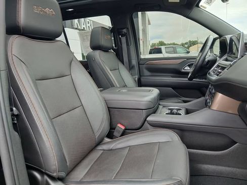 Used 2023 Chevrolet Tahoe High Country AWD/4WD image 17