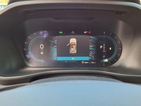 New 2025 Volvo XC40 B5 Plus w/ Protection Package Premier image 21