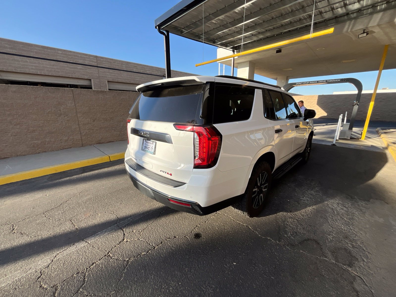 Certified 2023 GMC Yukon AT4 w/ Max Trailering Package AWD/4WD image 4