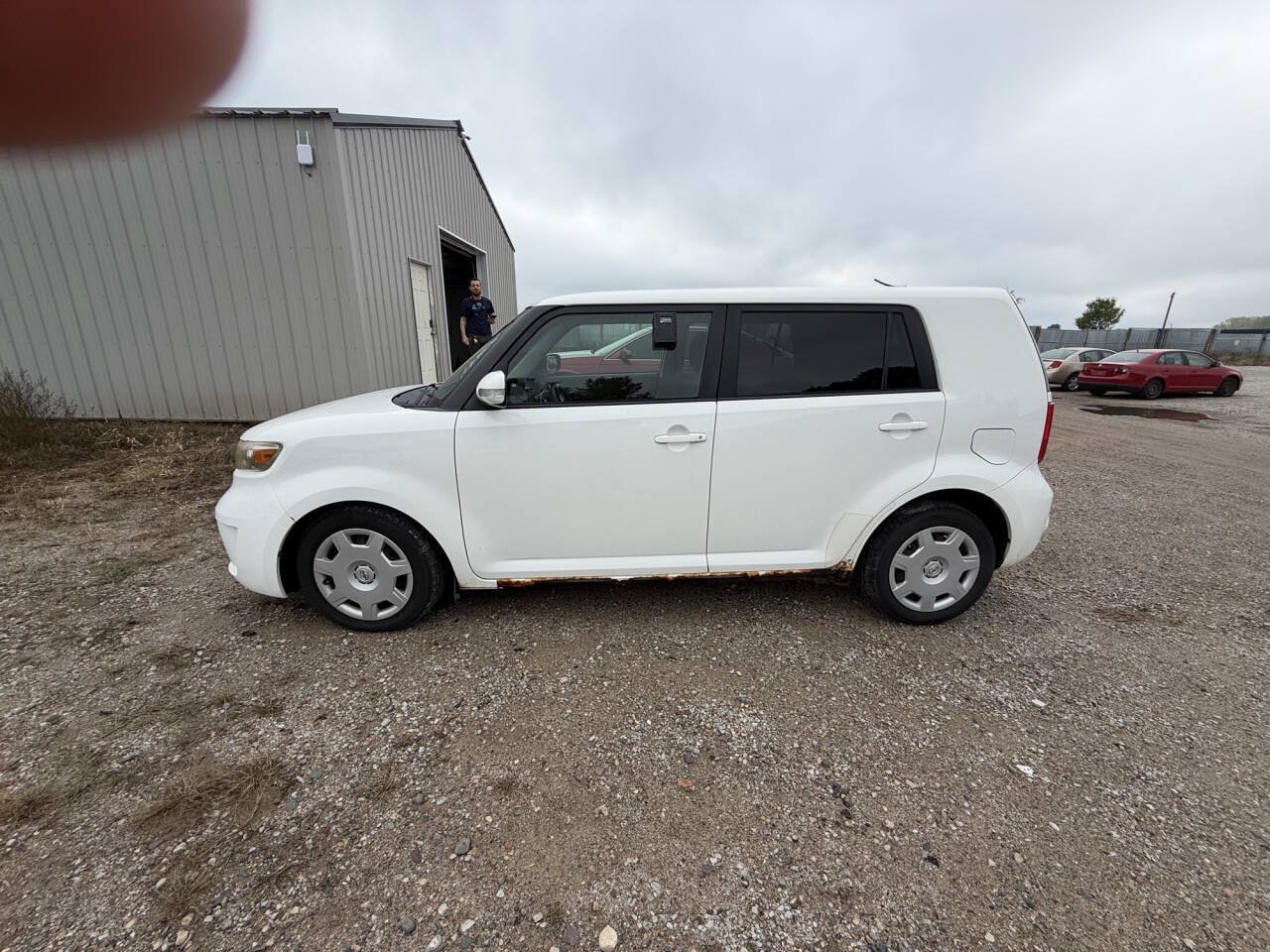 Used 2010 Scion xB FWD image 2