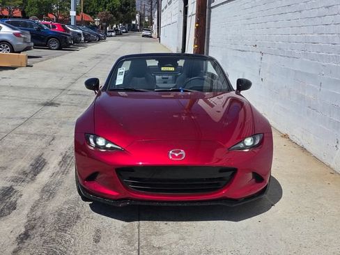 New 2026 MAZDA MX-5 Miata Club RWD image 2
