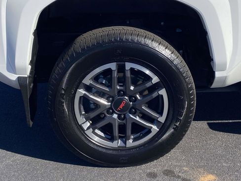 Used 2024 Toyota Tacoma TRD Sport image 7