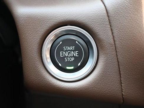 Used 2024 Chevrolet Tahoe High Country AWD/4WD image 38