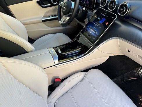 Certified 2025 Mercedes-Benz C 300 4MATIC Sedan image 15