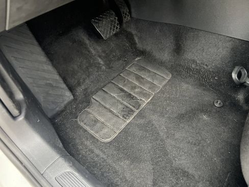 Certified 2025 Volkswagen Jetta S image 15