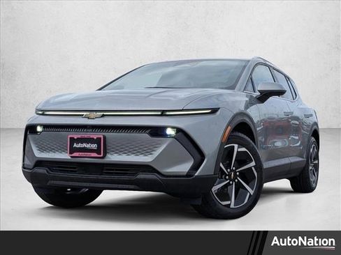 New 2026 Chevrolet Equinox EV LT image 1