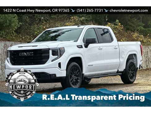 New 2026 GMC Sierra 1500 Elevation w/ LPO, Elevation Black Package AWD/4WD image 8