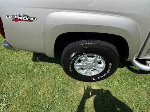 Used 2005 GMC Canyon SLE AWD/4WD image 37