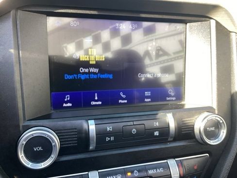 Used 2021 Ford Mustang Premium image 18