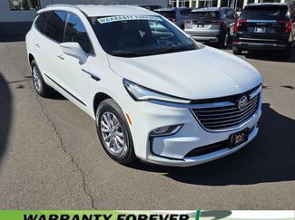 Used 2024 Buick Enclave Premium image 1