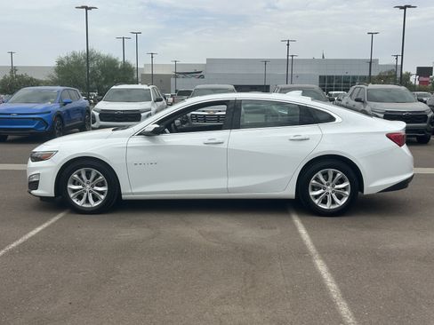 Certified 2024 Chevrolet Malibu LT FWD image 2