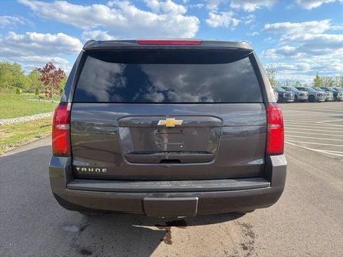 Used 2017 Chevrolet Tahoe LT w/ Luxury Package AWD/4WD image 9