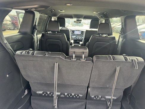 New 2026 Chrysler Pacifica Select image 38