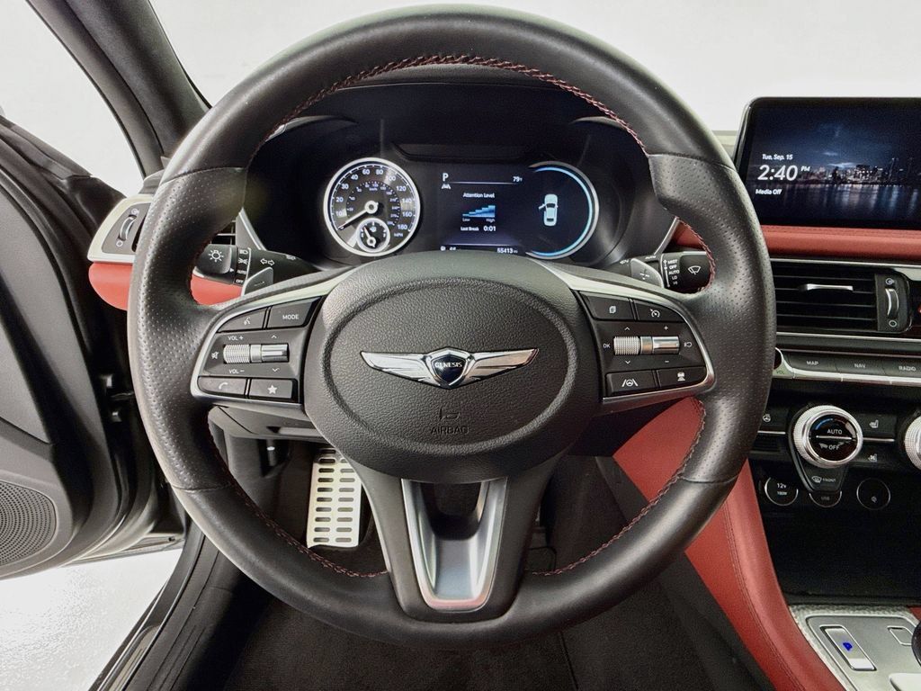 Used 2022 Genesis G70 3.3T Launch Edition RWD image 15
