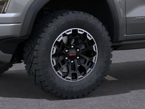 New 2026 GMC Canyon AT4 w/ Technology Plus Package image 9