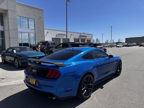 Used 2019 Ford Mustang GT Premium image 4