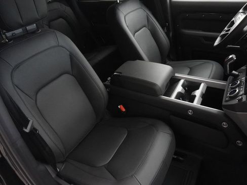 New 2026 Land Rover Defender 110 V8 image 24