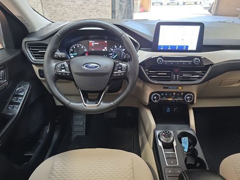 Used 2021 Ford Escape SE w/ Convenience Package image 12
