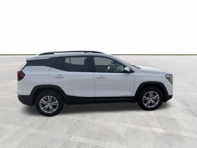Used 2023 GMC Terrain SLE w/ Driver Convenience Package AWD/4WD image 8