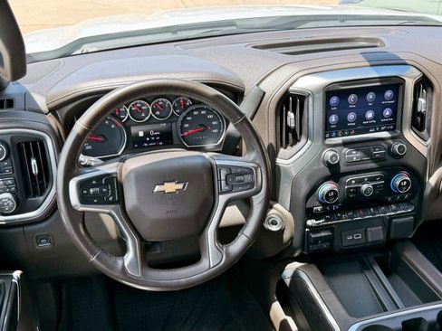 Used 2019 Chevrolet Silverado 1500 LTZ AWD/4WD image 20