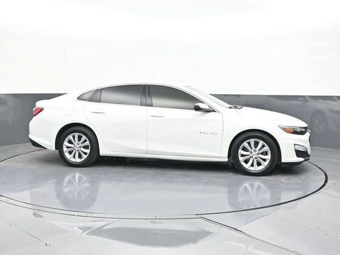 Used 2021 Chevrolet Malibu LT image 18
