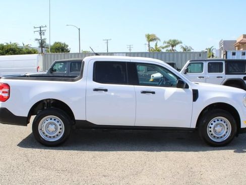 Used 2022 Ford Maverick XL FWD image 3