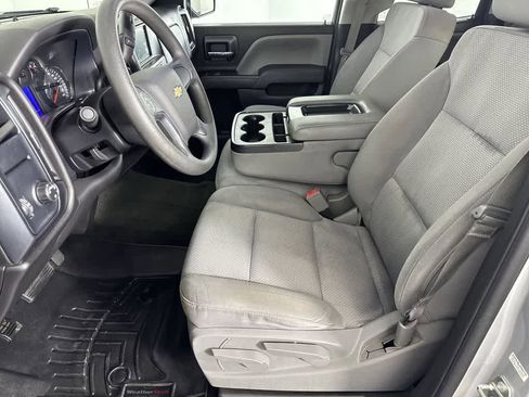 Used 2016 Chevrolet Silverado 1500 Custom w/ Custom Convenience Package image 5