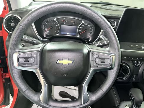Used 2026 Chevrolet Blazer LT FWD image 16