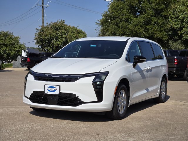 New 2027 Chrysler Pacifica Select FWD image 2