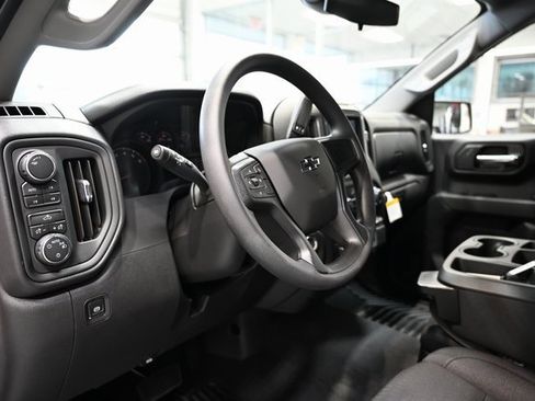 New 2026 Chevrolet Silverado 1500 Custom Trail Boss w/ LPO, Dark Essentials Package image 19